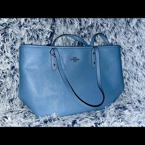 Coach Women's Zip Top Tote in Crossgrain Leather